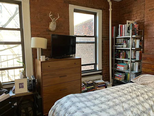 Rented by Oxford Property Group | media 19