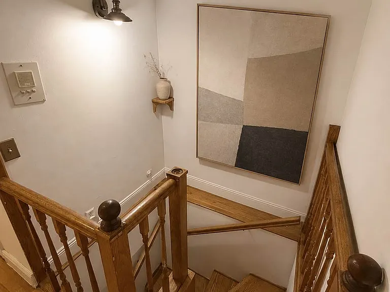 41 W 64th St #1C — Photo 22