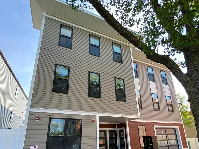 32 Norwood St — Photo 1