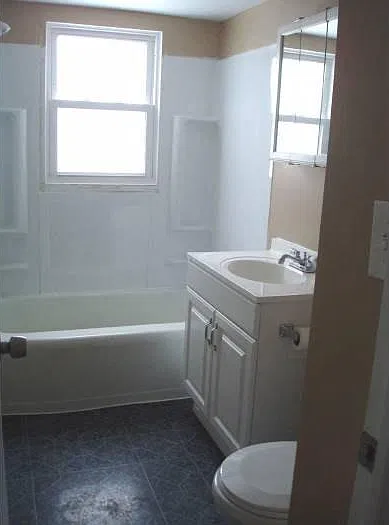 3 bed, 1238 sqft, $1,695 — Photo 4