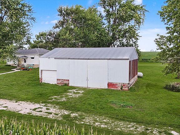 5th image of 396 N 100e Rd