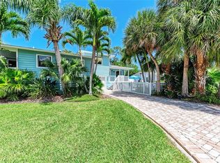 304 74th St, Holmes Beach, FL 34217