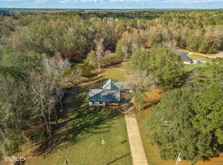 7568 W Lakeshore Dr, Shreveport, LA 71107