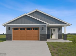 2562 Golden Ln S, Fargo, ND