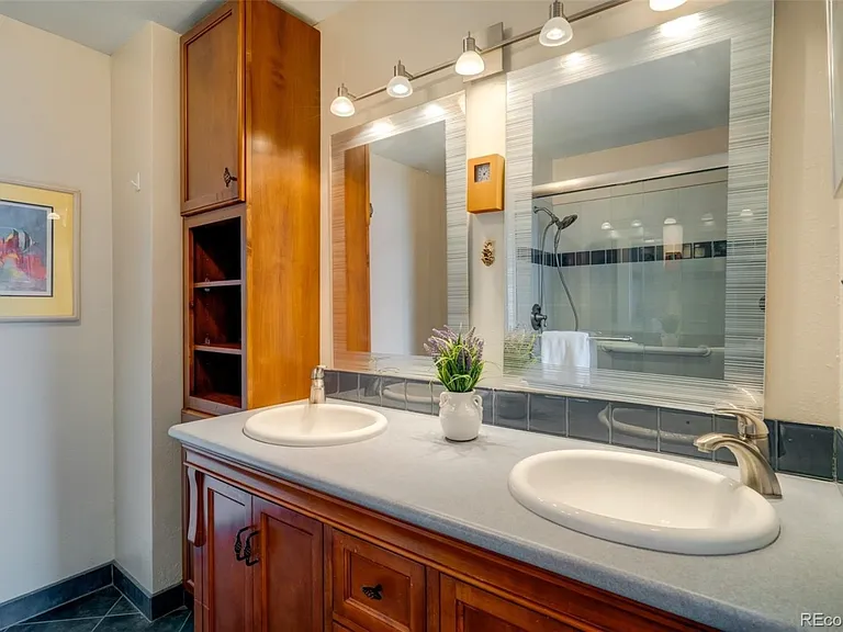 746 Mountain Vista Cir — Photo 3