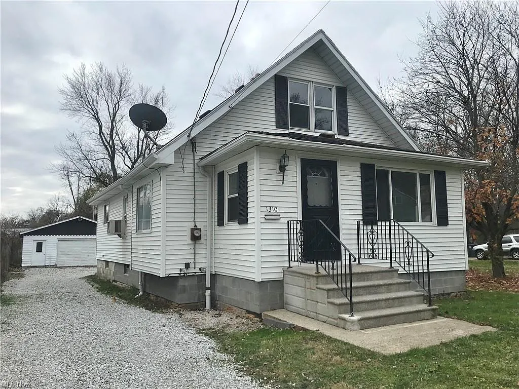 3 bed, 1292 sqft, $1,300 — Photo 3