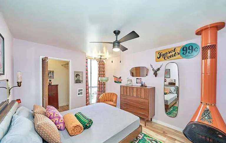 320 S Ardmore Ave #310 — Photo 5