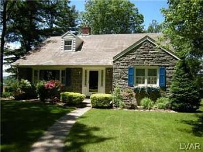 1st image of 4133 Oakwood Cir