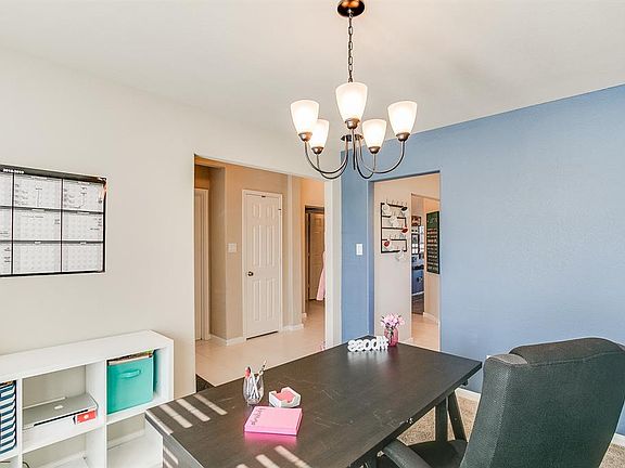 5th image of 8607 Sentosa Woods Ct