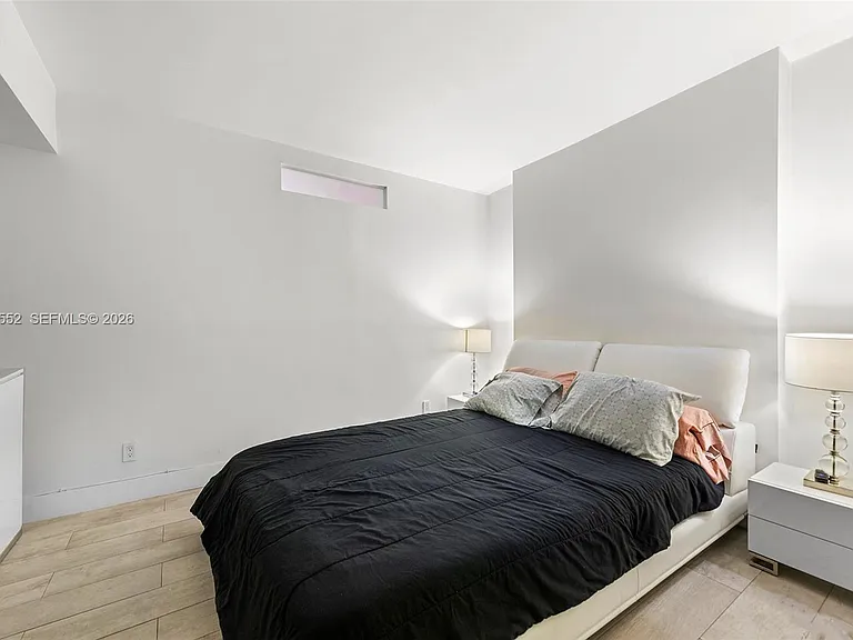 19390 Collins Ave #1519 — Photo 12