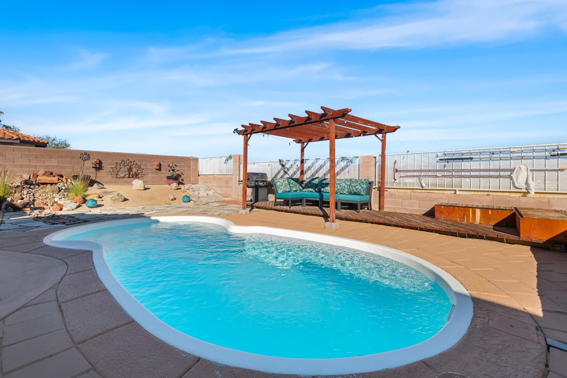 next background image