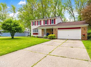 1531 Vine St, Saint Clair, MI