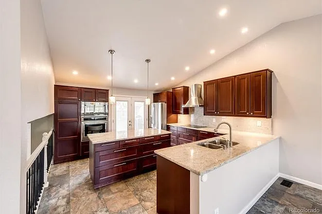 5011 S Espana Ct — Photo 3