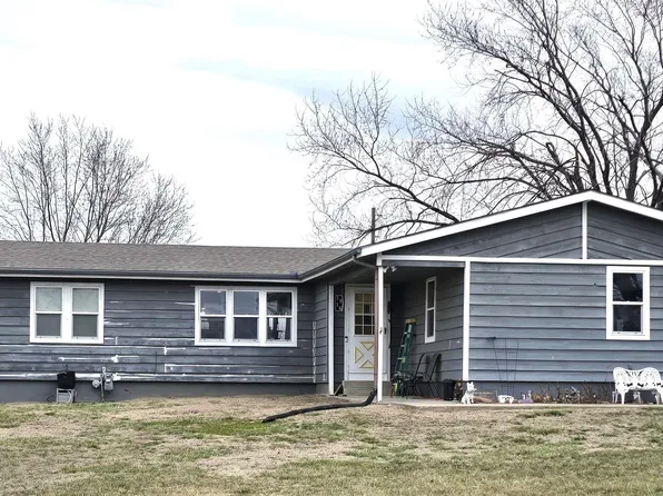 3916 SE Tecumseh Rd, Tecumseh, KS 66542