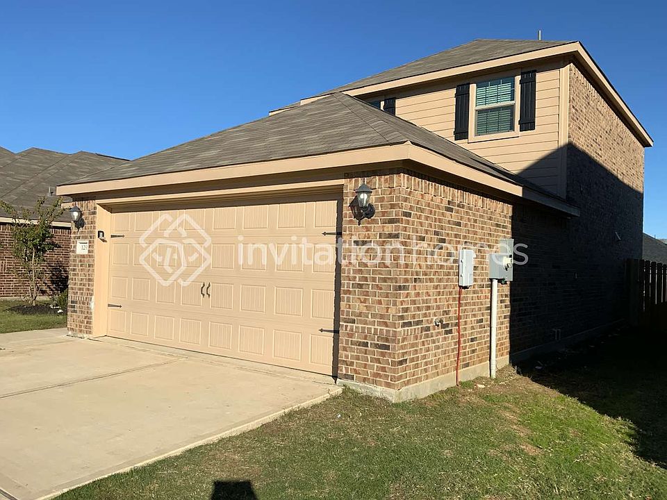 1st image of 129 Magnolia Dr