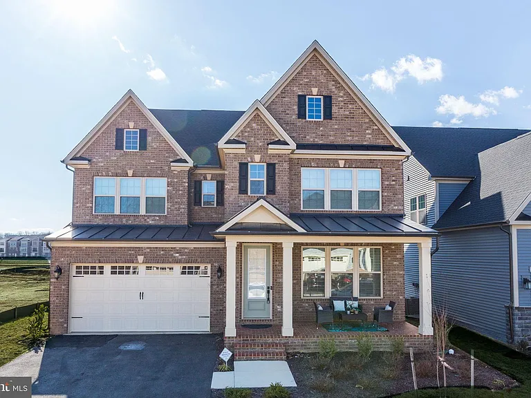 6547 Clubhouse Dr — Photo 4