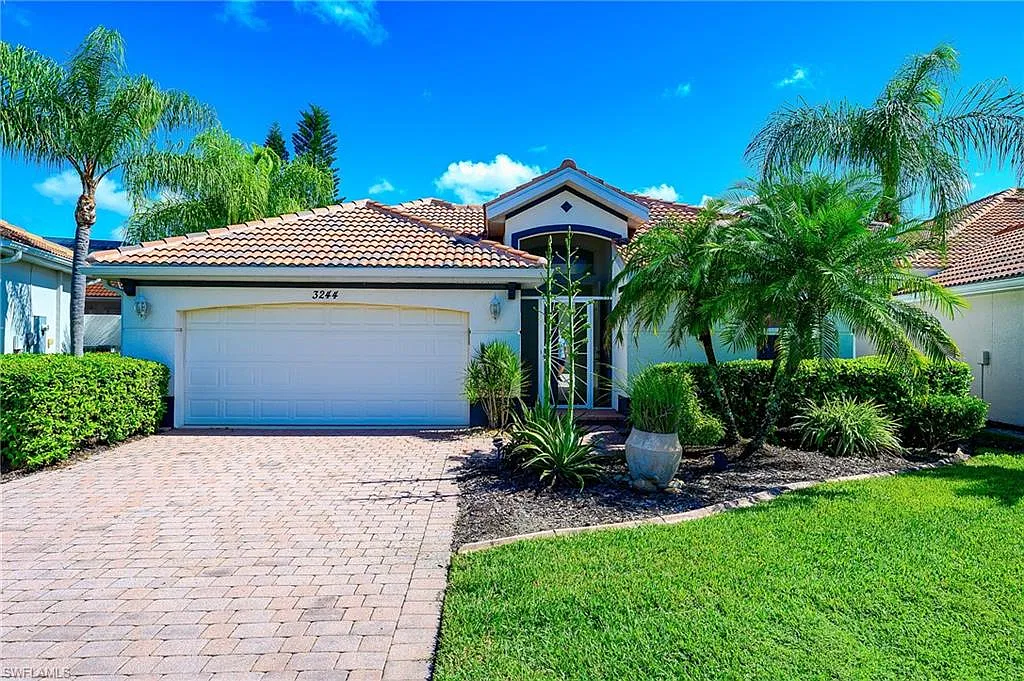 4 bed, 4.0 bath, 2395 sqft, $10,000 — Photo 1
