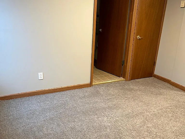 464 Park Ave #3 — Photo 8