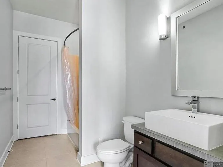 333 E Boyd Dr #17 — Photo 7