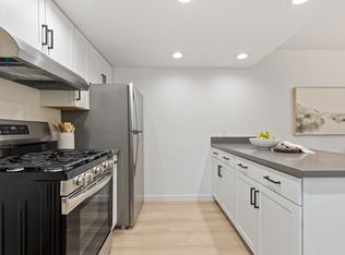 800 Bidwell St APT A, Folsom, CA 95630