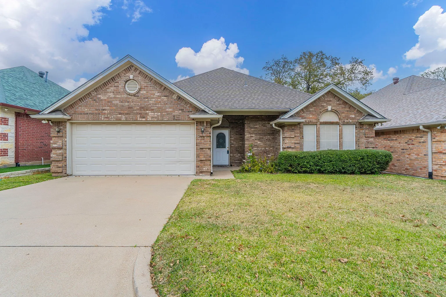 1037 Austin Ct, Weatherford TX - Owner Finance Home
