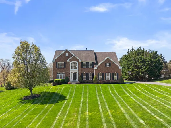 3088 Ballesteras Ct, Mount Airy, MD 21771