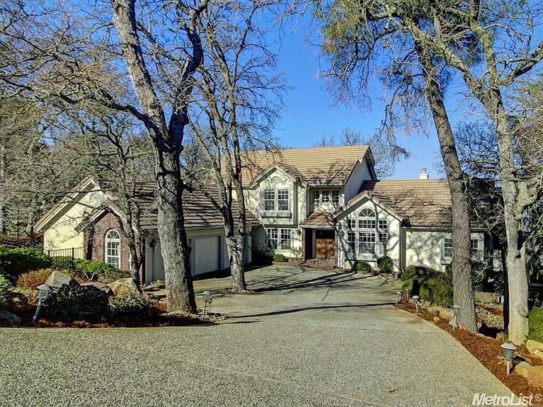 1st image of 668 Knight Ln