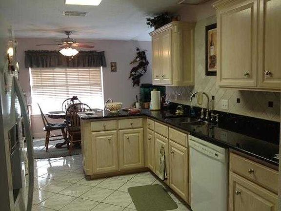 5th image of 2417 Oak N