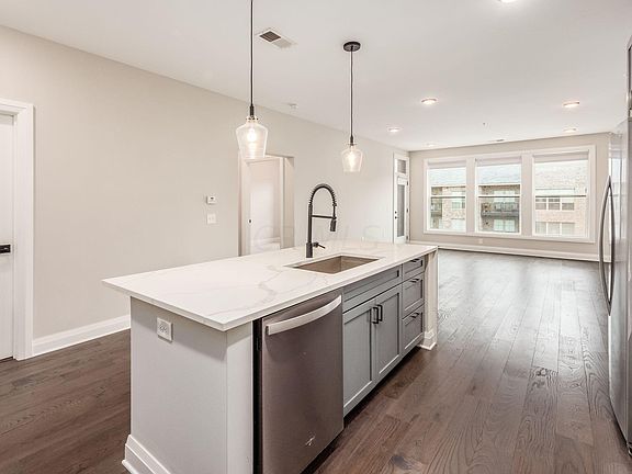 4th image of 751 N 6th St Unit 309