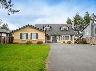 605 Waterloo Dr, Pt Moody, BC V3H3K9