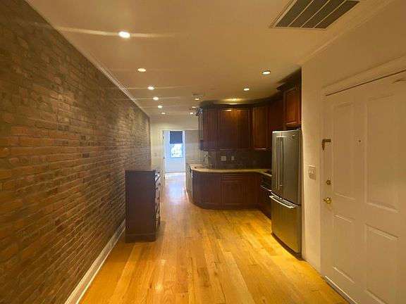 5th image of 357 7th St #3C
