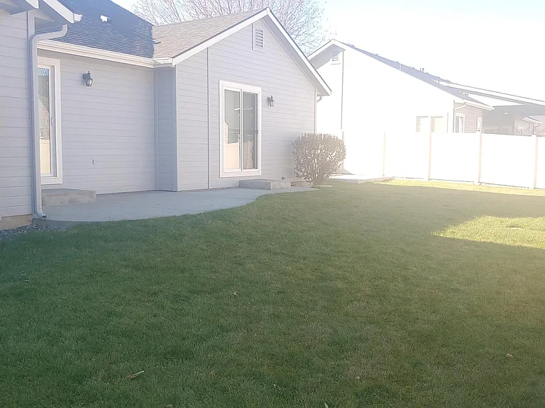 1602 N Firebrick Dr — Photo 6