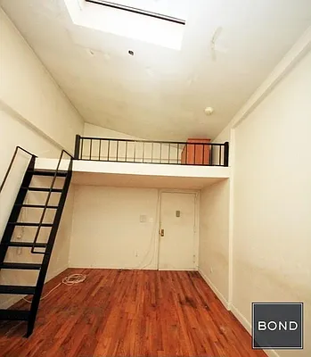 Rented by Bond New York | media 6