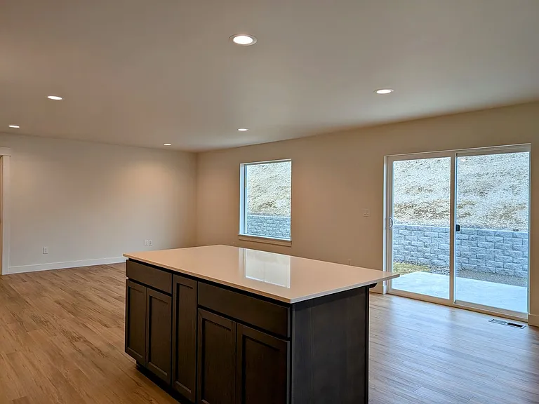 319 S Nevada Ave — Photo 12