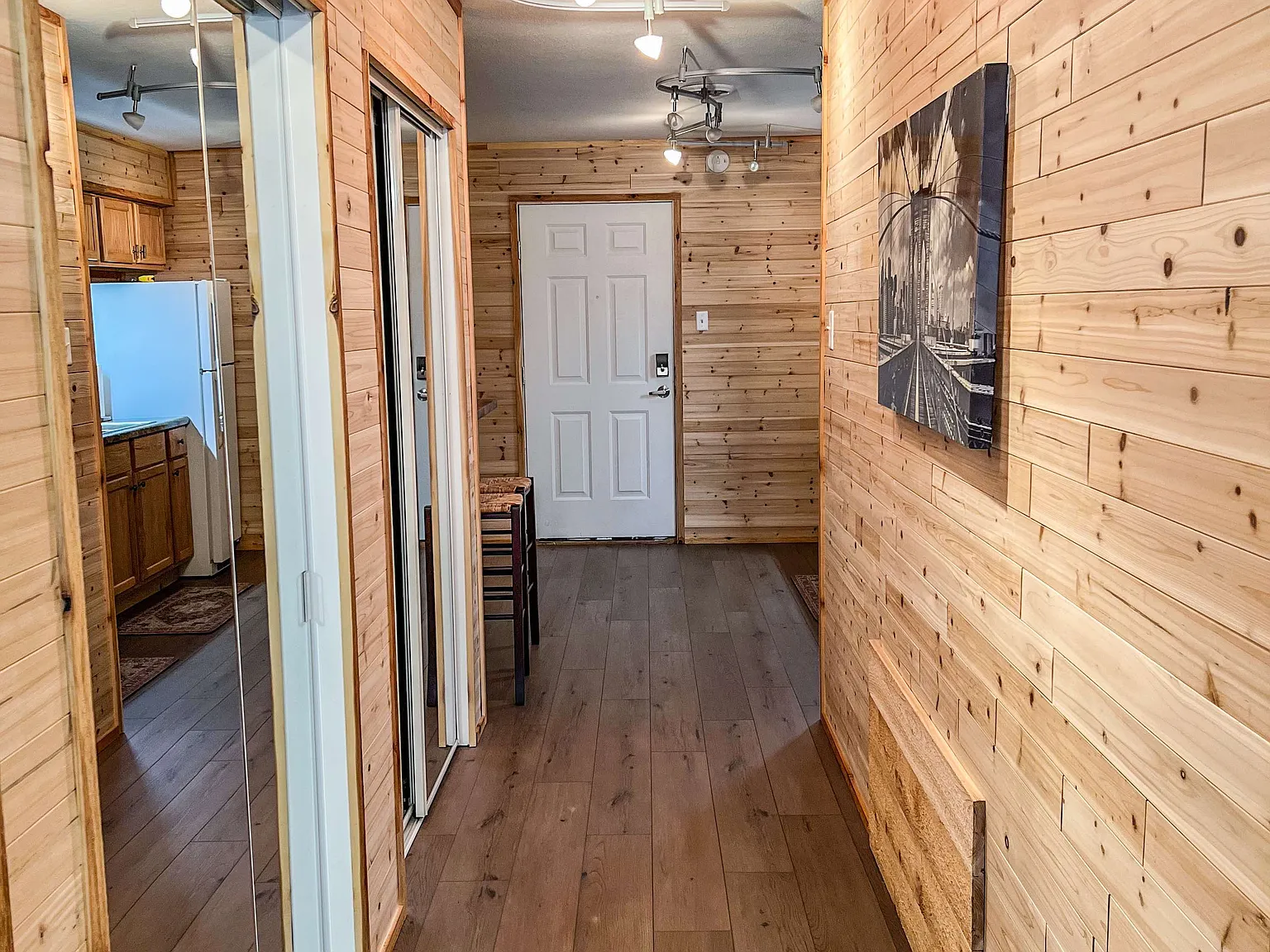 1 bed, 600 sqft, $1,600 — Photo 3
