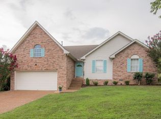 702 Pinehurst Point, Mount Juliet, TN 37122