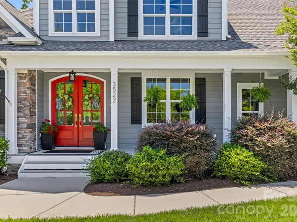 3522 Aqua Point Dr, York, SC 29745