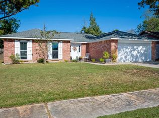 317 Cawthorn Dr, Slidell, LA 70458