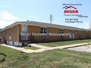 233 Bonaire Rd, Liberty, MO 64068