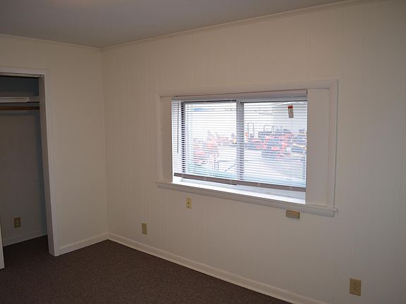 5th image of 6300 Ervin Rd