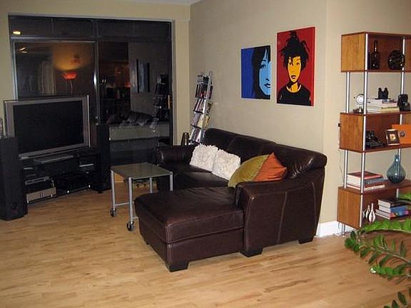3rd image of 110 Cypress St Penthouse 9