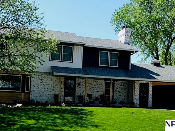 836 S 131st Ave, Omaha, NE 68154