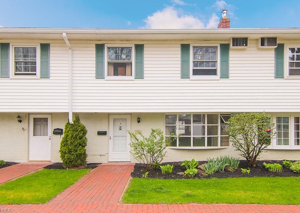 1st image of 15 Meadowlawn Dr Unit 2