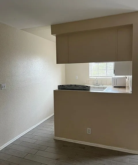 4465 W 138th St #1 — Photo 6
