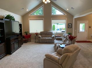 26990 S 621st Pl, Grove, OK 74344