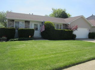 1273 Leawood Dr, Elgin, IL 60120