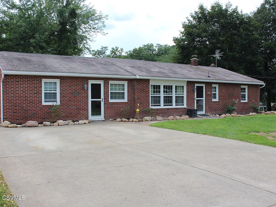 1st image of 1001 Locust Ln