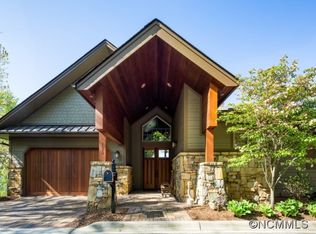 133 Points West Dr, Asheville, NC 28804