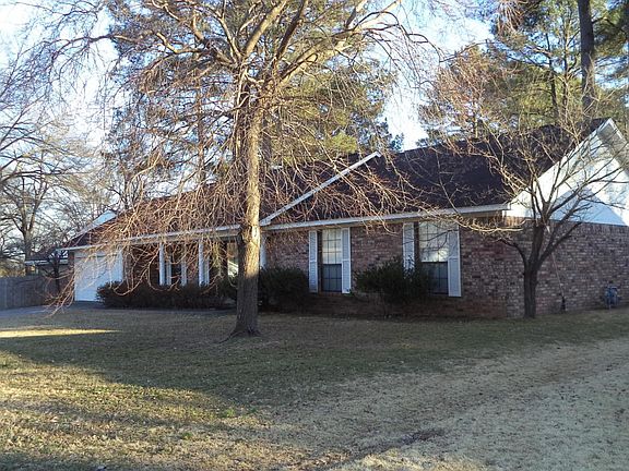 2nd image of 2503 W 2nd St