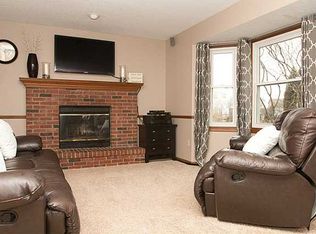 1266 Sutton Pl, Perrysburg, OH 43551